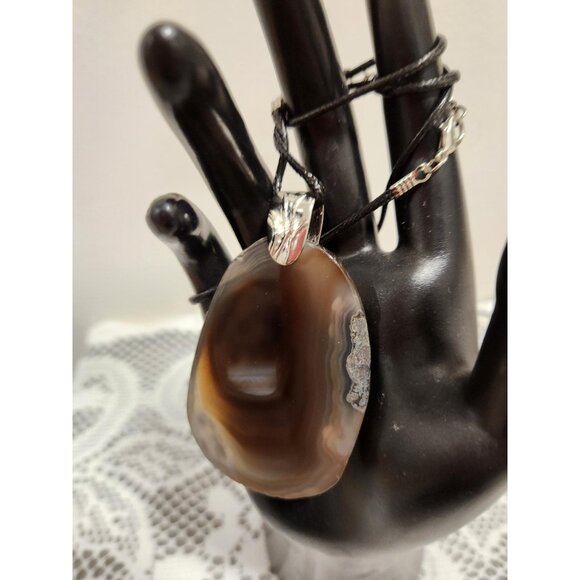 Druzy Agate Pendant Necklace Unique Crystal Slice in Faux Silver Raw Geode - Picture 1 of 10